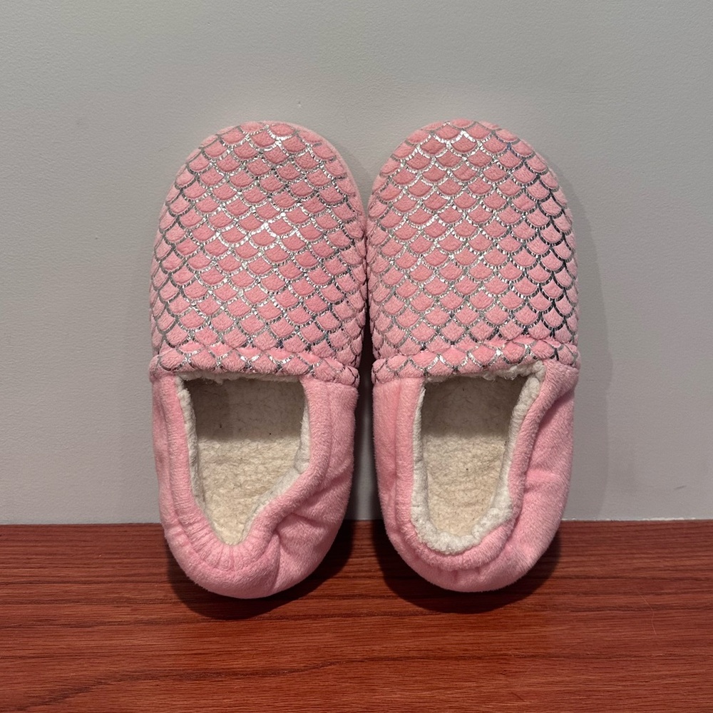 Kids Mermaid Scale Pattern Slippers GUC